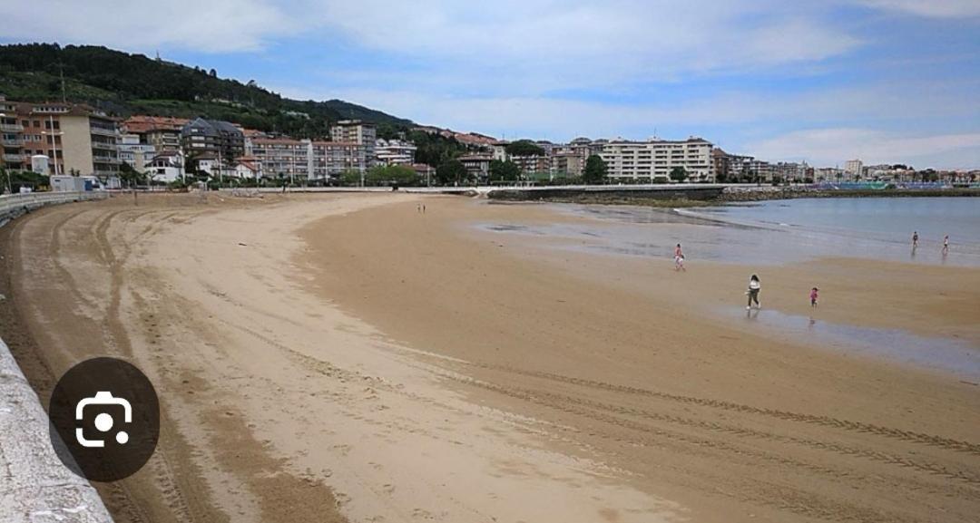 Apartamento Castro Urdiales Con Garaje Y Piscina ,Cerca Playa Exteriör bild